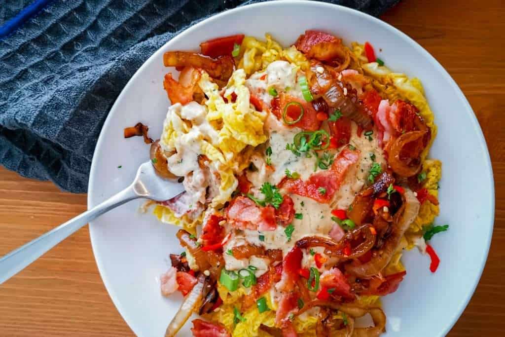 Keto SOur Cream and Onion Pasta with Cabbage Noodles Featured image