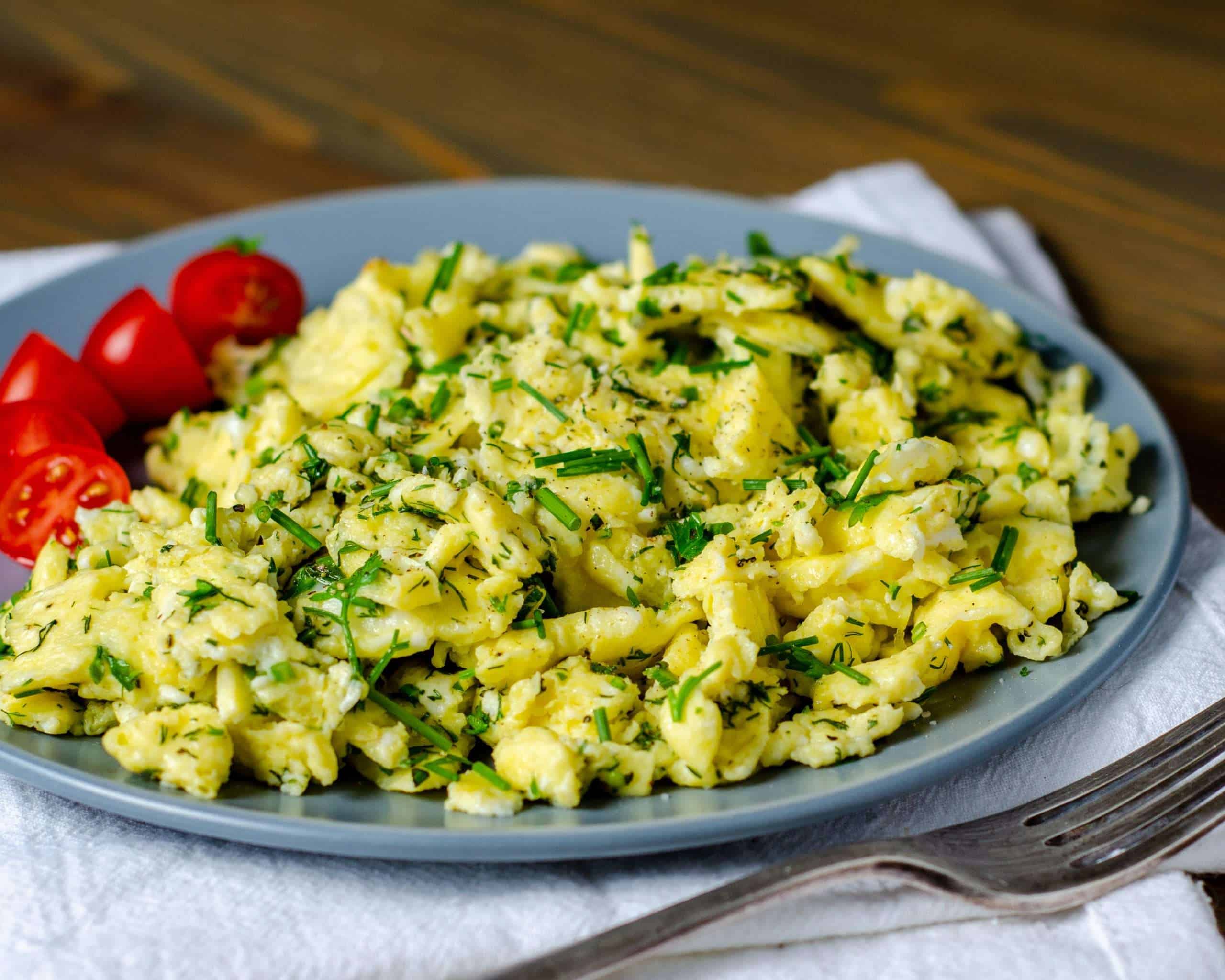 Flavourful Herby scrambled eggs